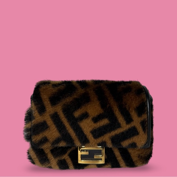 Fendi Sherling Zucca Baguette Nano Bag Charm - Picture 2 of 12